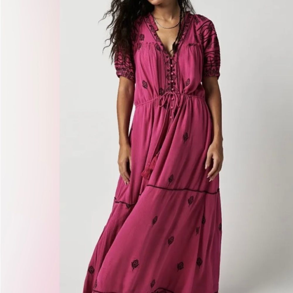 NWT Free people Riley Embroidered Maxi Dress size S
Retail $188
New with tag - Picture 2 of 13